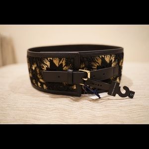 Banana Republic Corset belt by Olivia Palermo